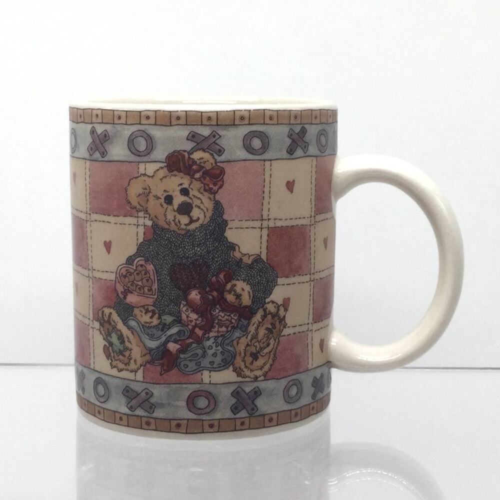 Vintage 1998 Boyds Bears Collectors Mug Love and Chocolate